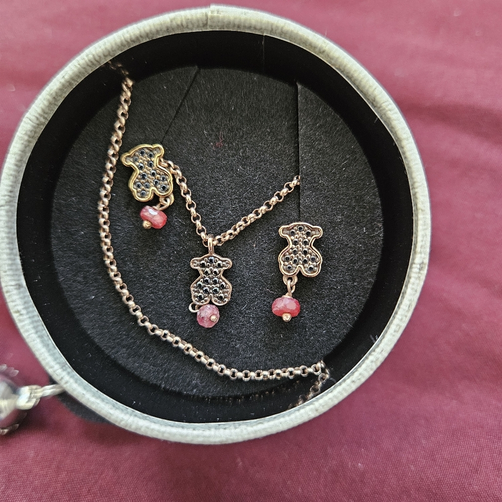Tous rubi set